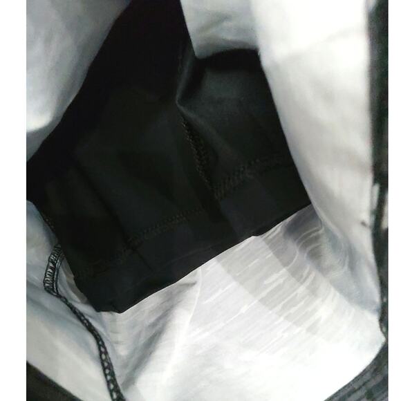 $Speedo Men's Swim Beach Volley Tech UPF 50 Grey and black with pockets Size XL - Picture 9 of 9